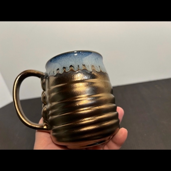 La Rochelle Artisan Crafted Stoneware Coffee Mug Blue & Metallic Gold/Bronze - Picture 2 of 10